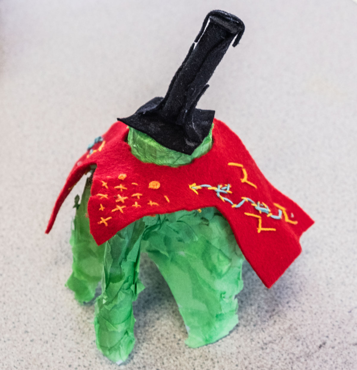 7 Elephant with a top hat