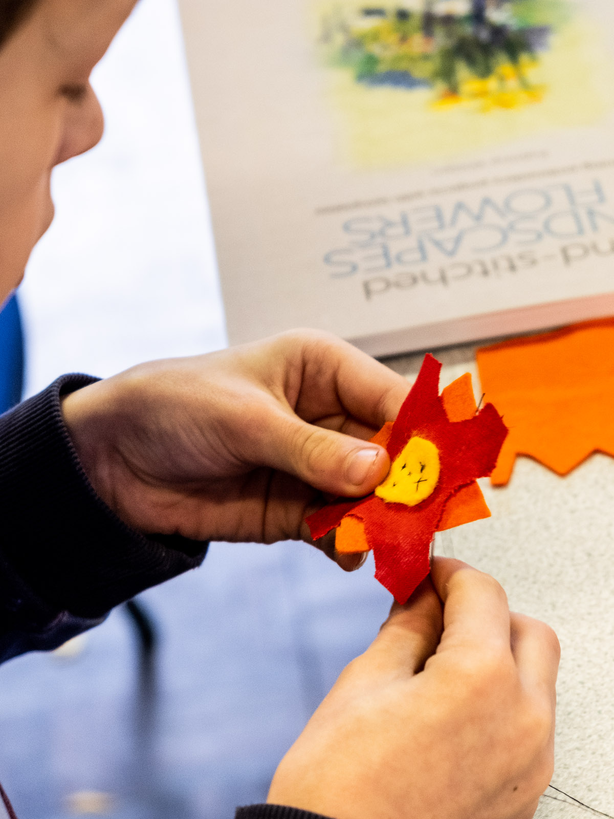 DSCF5170 Making flowers 1