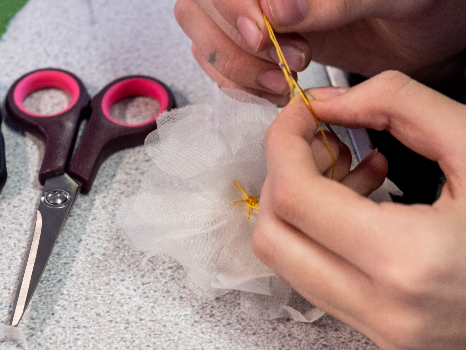 DSCF5171 Making flowers 2